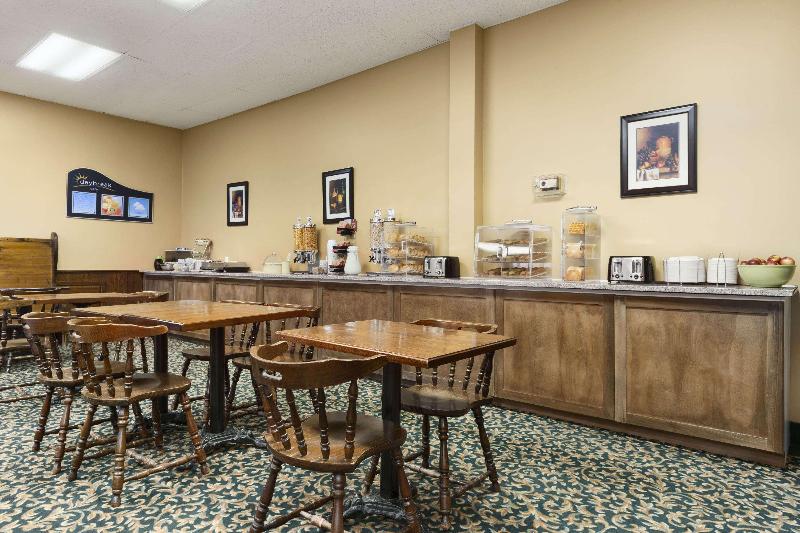 فندق Days Inn By Wyndham Brockville