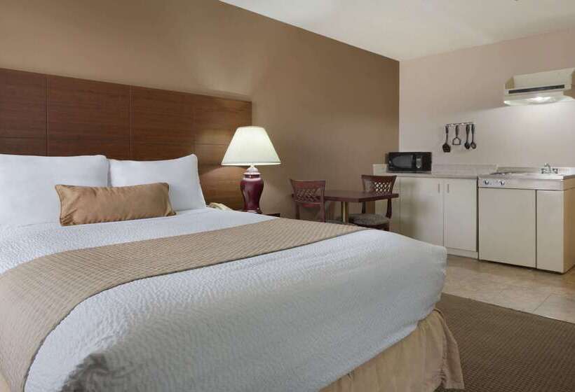 فندق Days Inn By Wyndham Dalhousie