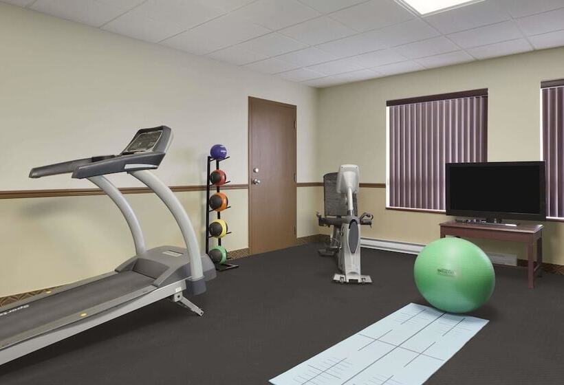 فندق Days Inn By Wyndham Dalhousie