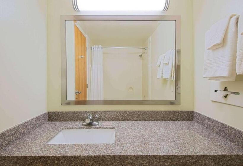 فندق Days Inn By Wyndham Fremont