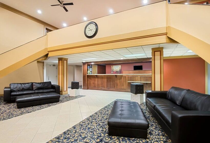 فندق Days Inn By Wyndham Fremont