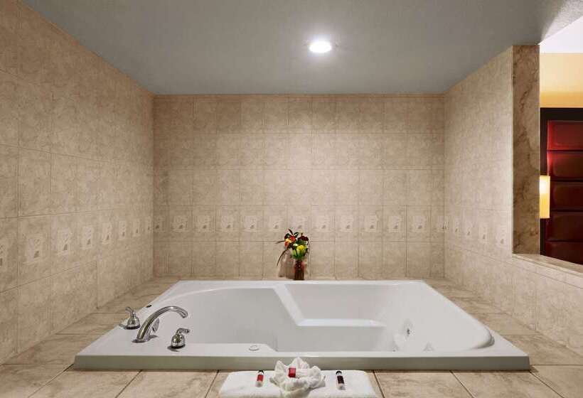 酒店 Days Inn By Wyndham N Orlando/casselberry