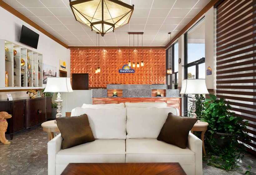 酒店 Days Inn By Wyndham N Orlando/casselberry