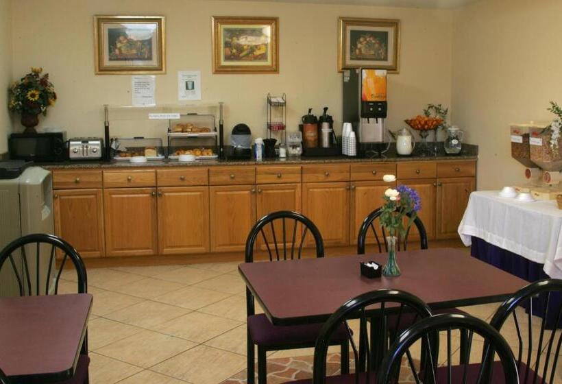 酒店 Days Inn By Wyndham N Orlando/casselberry