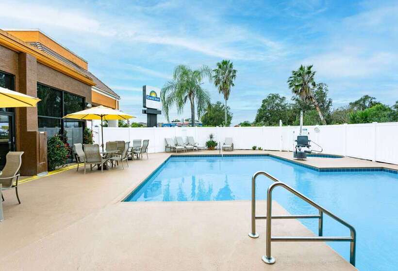 酒店 Days Inn By Wyndham N Orlando/casselberry