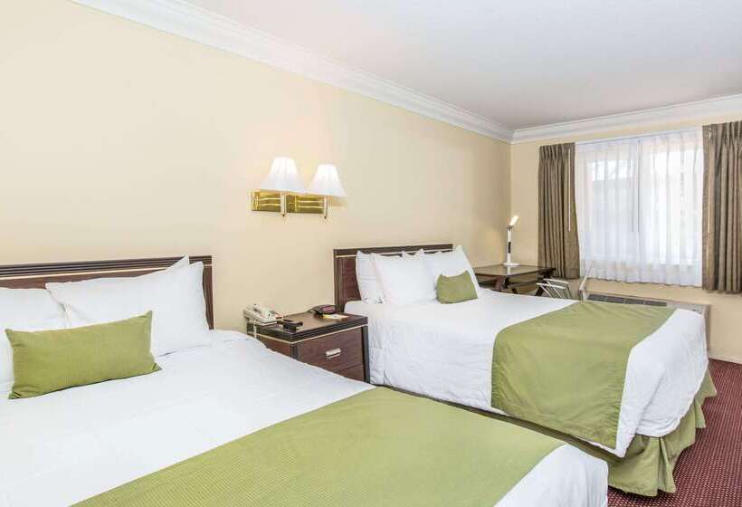 호텔 Days Inn By Wyndham Near City Of Hope