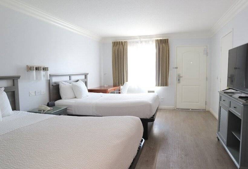 호텔 Days Inn By Wyndham Near City Of Hope