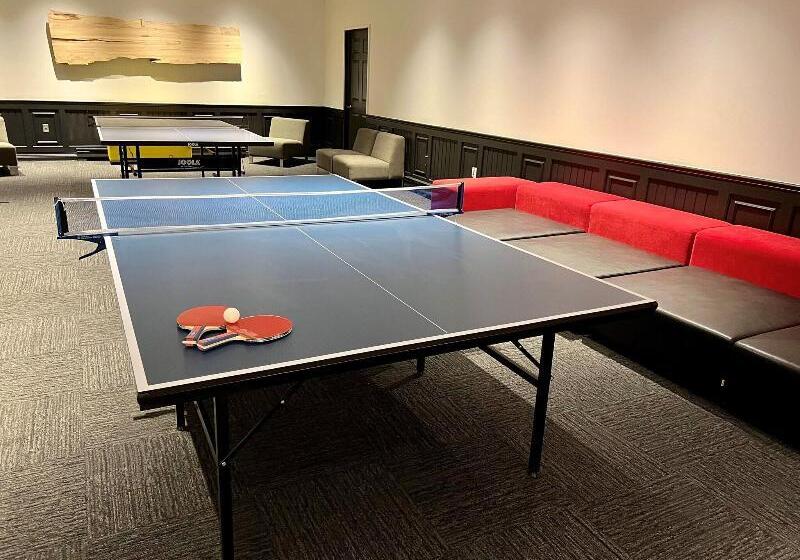 Delta Hotels By Marriott Mont Sainte Anne, Resort & Convention Center