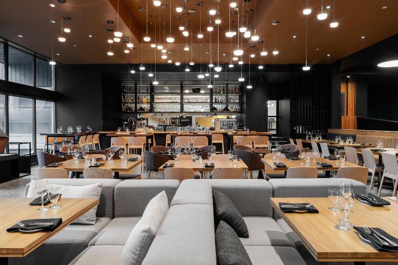 Delta Hotels By Marriott Mont Sainte Anne, Resort & Convention Center