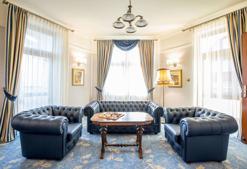 هتل Diament Plaza Gliwice