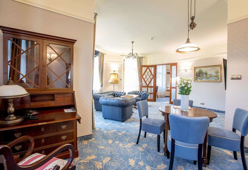 هتل Diament Plaza Gliwice