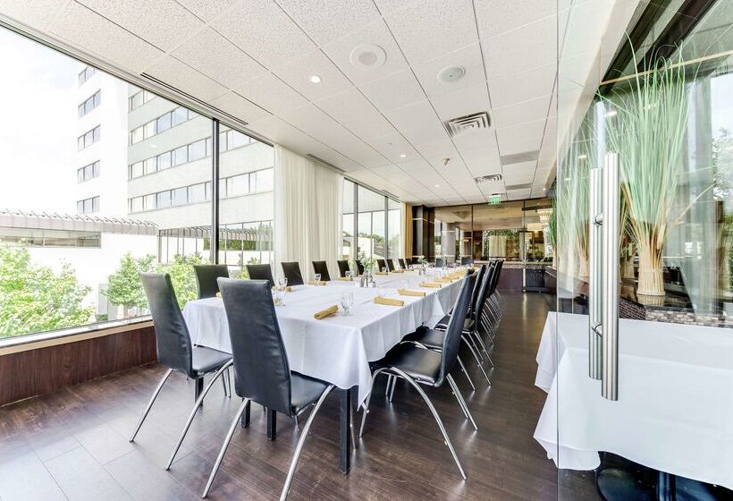 Doubletree By Hilton Hotel Binghamton