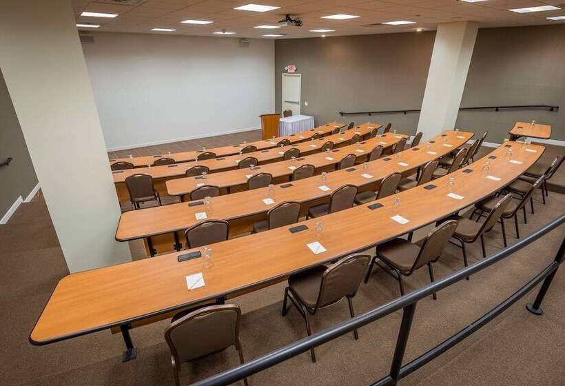 Doubletree By Hilton Hotel Binghamton