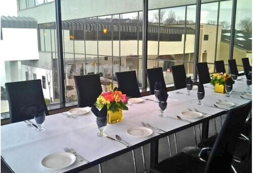 Doubletree By Hilton Hotel Binghamton