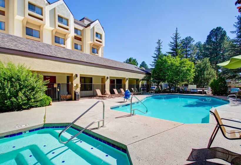 Doubletree By Hilton Hotel Flagstaff