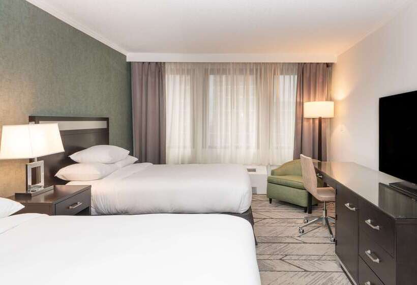 호텔 Doubletree By Hilton Newark Penn Station