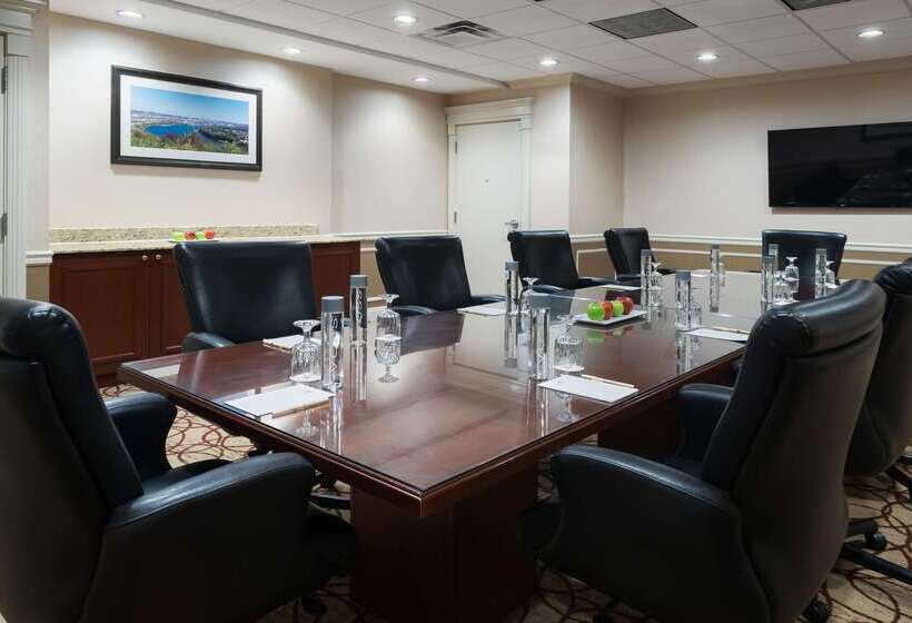 Doubletree Suites By Hilton Hotel Cincinnati   Blue Ash