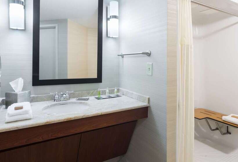 Doubletree Suites By Hilton Hotel Cincinnati   Blue Ash