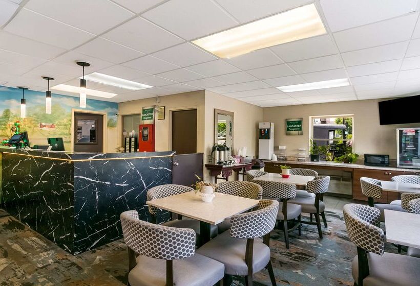 호텔 Econo Lodge Amish Country