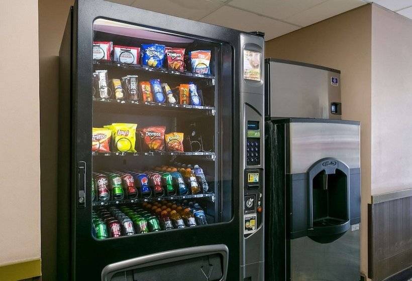 호텔 Econo Lodge Amish Country