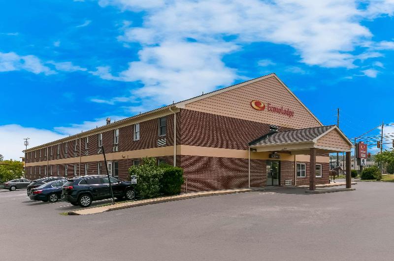 호텔 Econo Lodge Amish Country