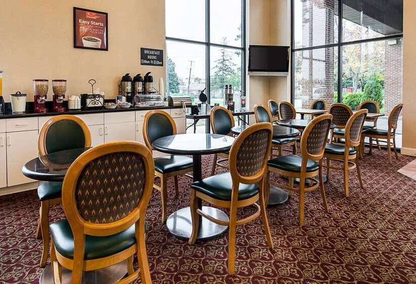 فندق Econo Lodge Andrews Afb