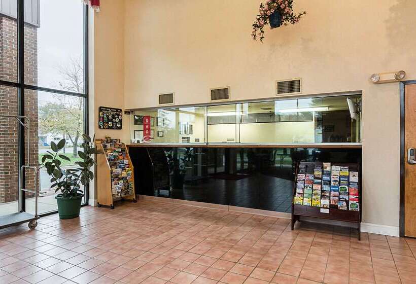 فندق Econo Lodge Andrews Afb