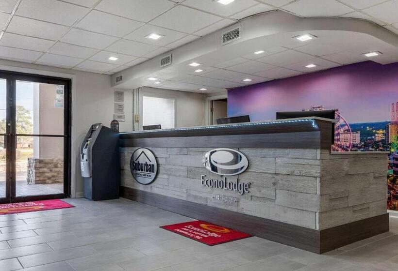 ホテル Econo Lodge At The University