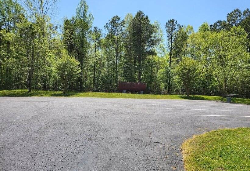 ホテル Stonewood Inn & Suites Of Carrollton Smithfield