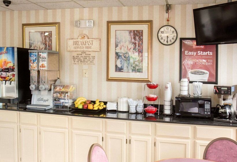 هتل Econo Lodge Chesapeake Route 13 And I 464