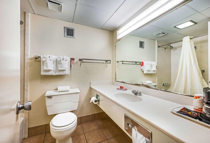 فندق Econo Lodge Corinth