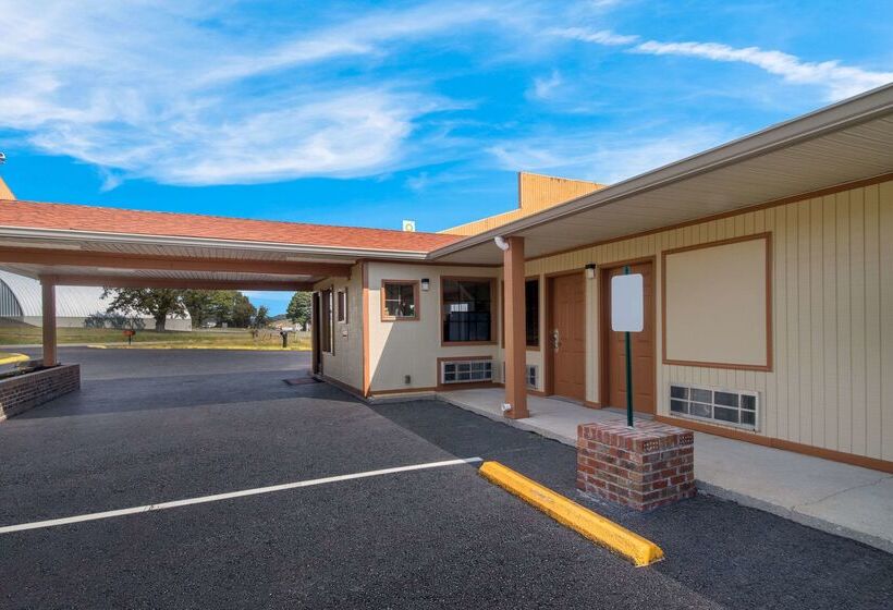 فندق Econo Lodge Cornersville