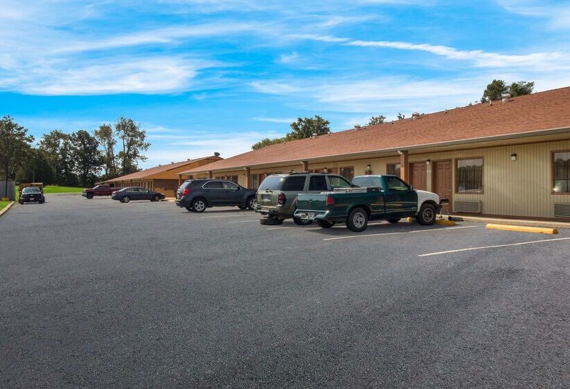 فندق Econo Lodge Cornersville