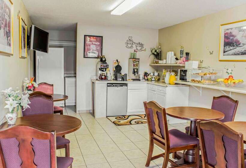 ホテル Econo Lodge