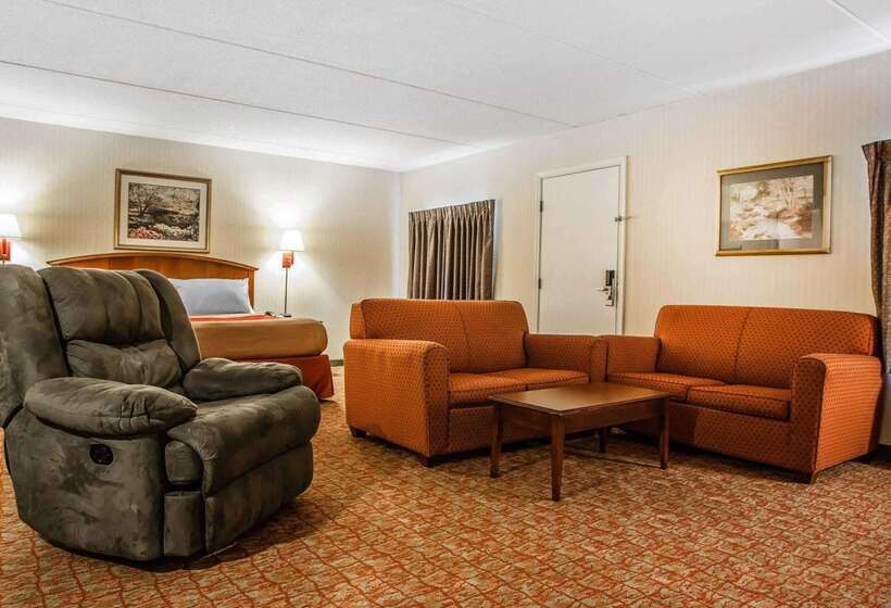 Отель Econo Lodge Douglassville Pottstown
