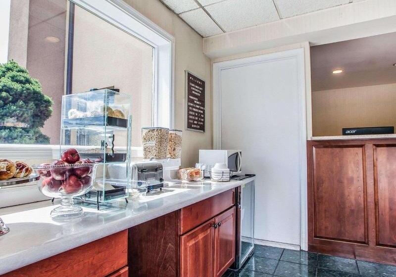 فندق Econo Lodge Douglassville Pottstown