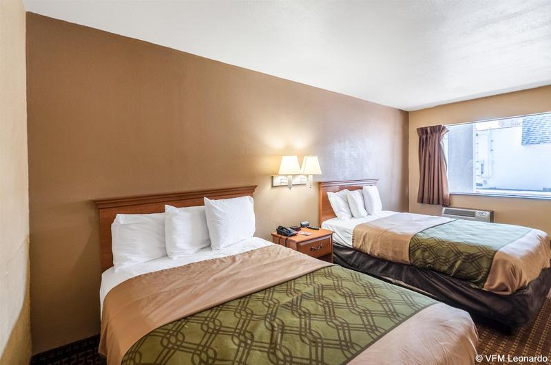 בית מלון כפרי Econo Lodge Easton Route 50