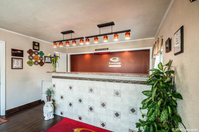 בית מלון כפרי Econo Lodge Easton Route 50