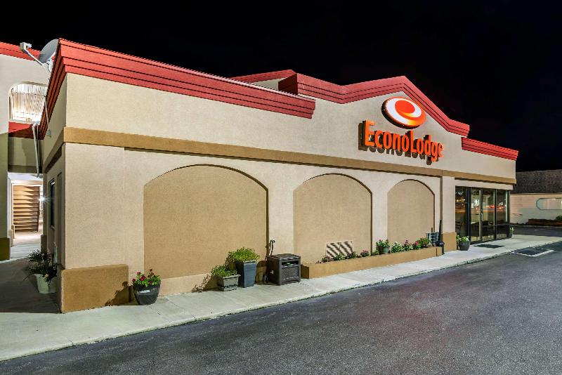 בית מלון כפרי Econo Lodge Easton Route 50