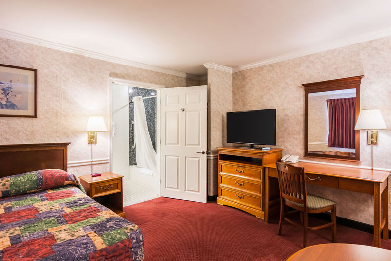 בית מלון כפרי Econo Lodge