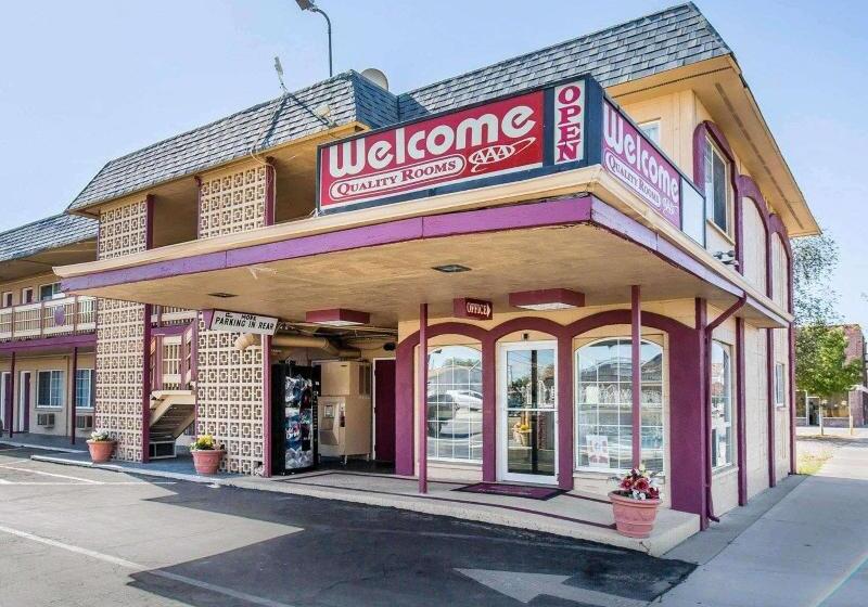 בית מלון כפרי Econo Lodge Fallon Naval Air Station Area