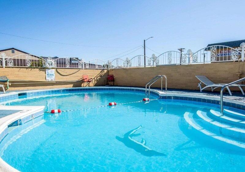 בית מלון כפרי Econo Lodge Fallon Naval Air Station Area