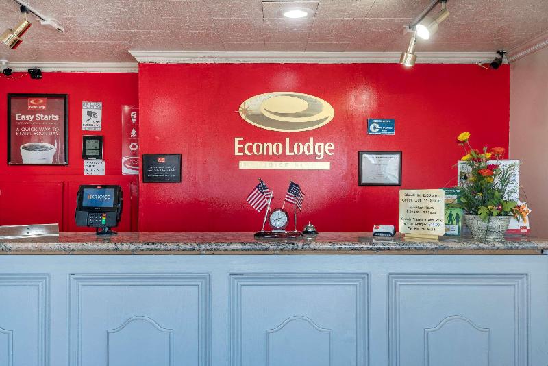 בית מלון כפרי Econo Lodge Fallon Naval Air Station Area
