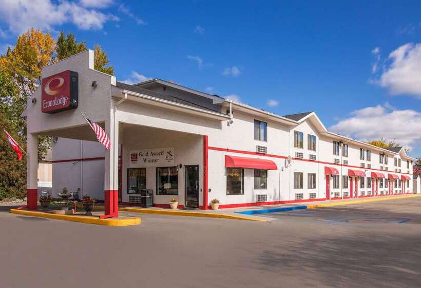 בית מלון כפרי Econo Lodge  Grand Forks