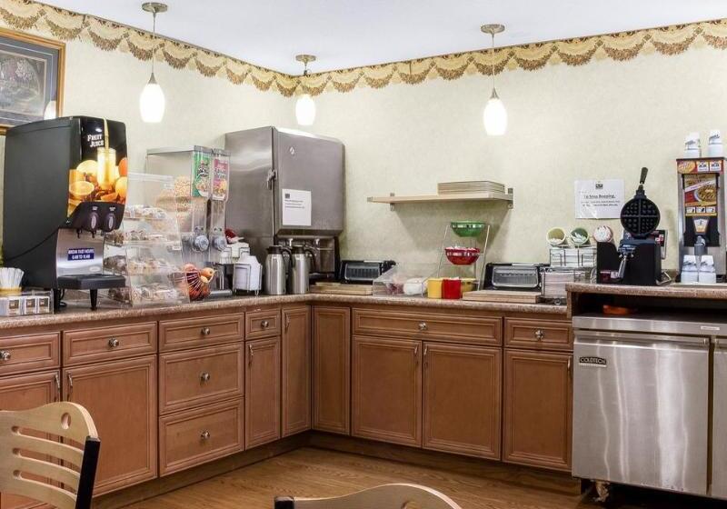 酒店 Econo Lodge Grand Forks