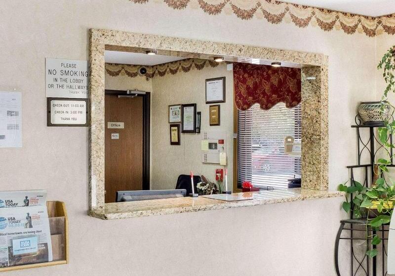 酒店 Econo Lodge Grand Forks