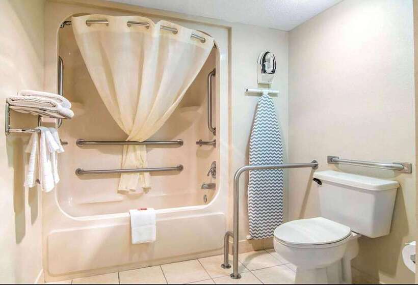 فندق Days Inn By Wyndham Helen