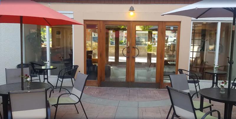 호텔 Econo Lodge Inn & Suites