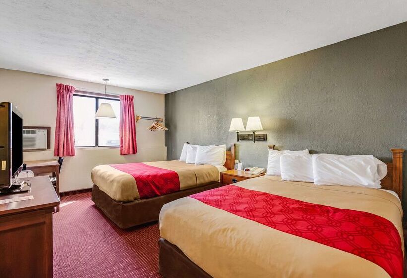 فندق Econo Lodge Junction City I 70 Near Fort Riley