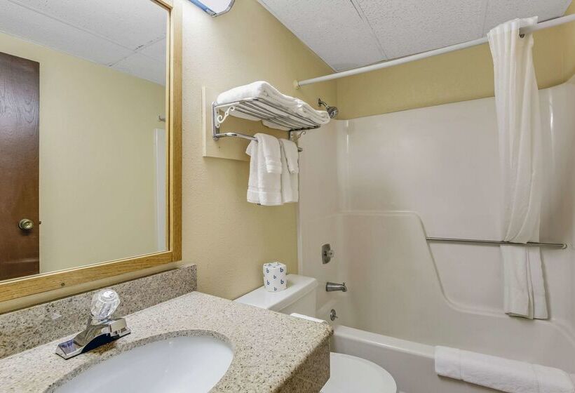 فندق Econo Lodge Junction City I 70 Near Fort Riley